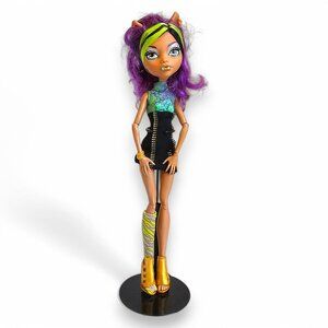 Mattel Monster High Sister Pack Clawdeen Wolf Doll Original Dress Shoes +